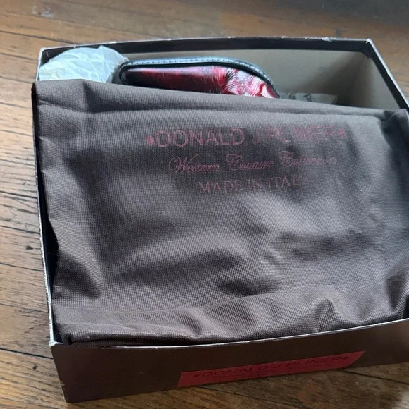 Donald J. Pliner Pointed Toe Ankle Boots in Deep Burgundy - Picture 6 of 7